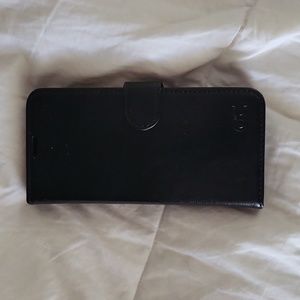 OC Samsung Galaxy S22 Wallet Case